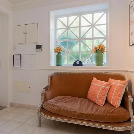 Apartman House, 18 Estoril
