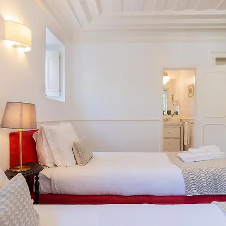 Apartman House, 18 Estoril